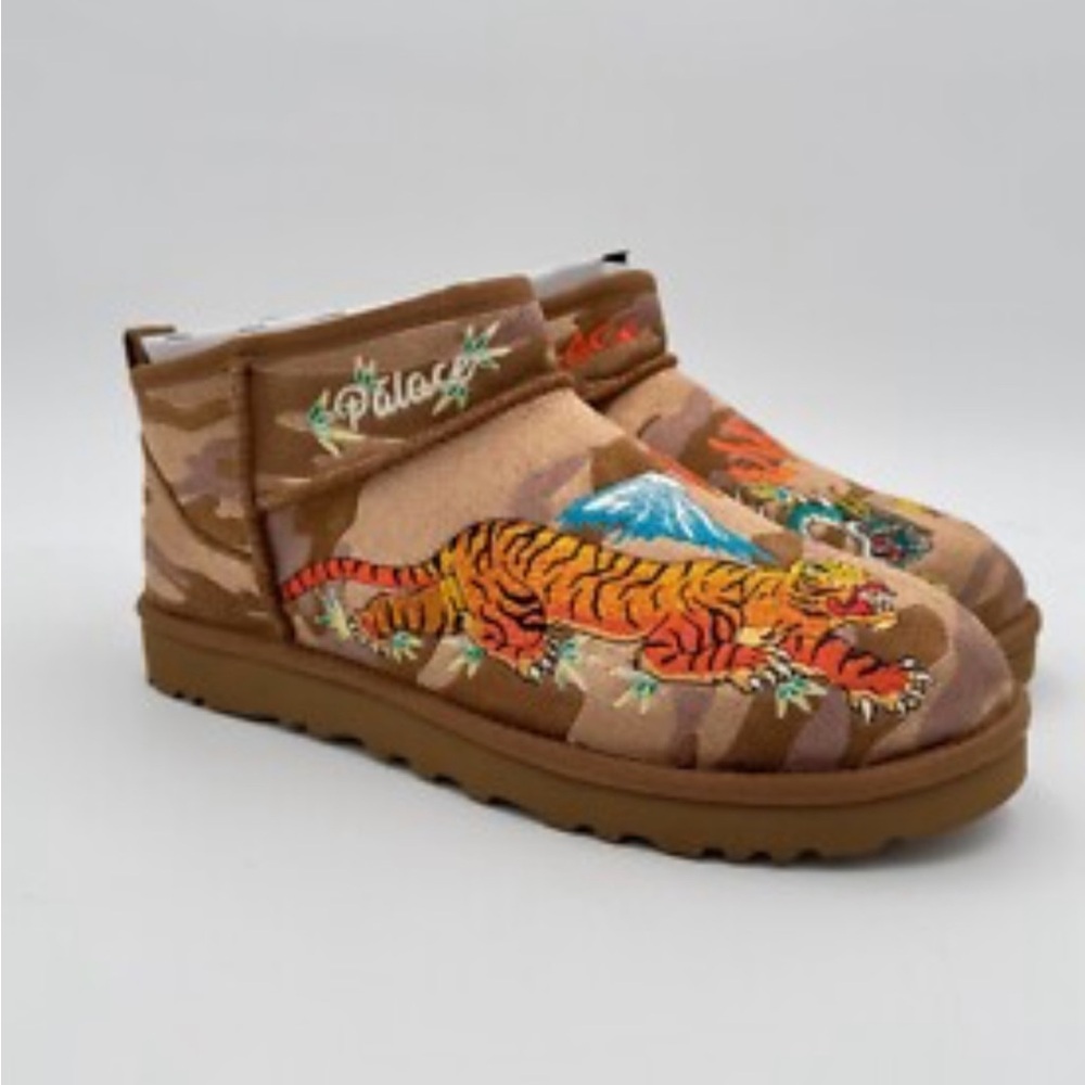 PALACE X UGGS Tasman Brown Tiger Embroidered boot
